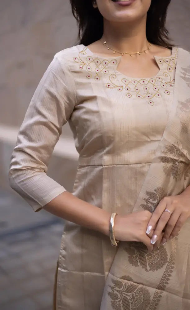 Athira Chanderi Salwar - beige and Gold salwar