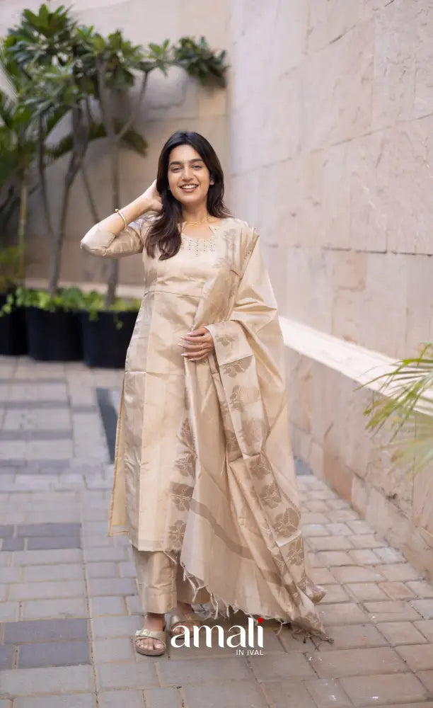 Athira Chanderi Salwar - beige and Gold salwar
