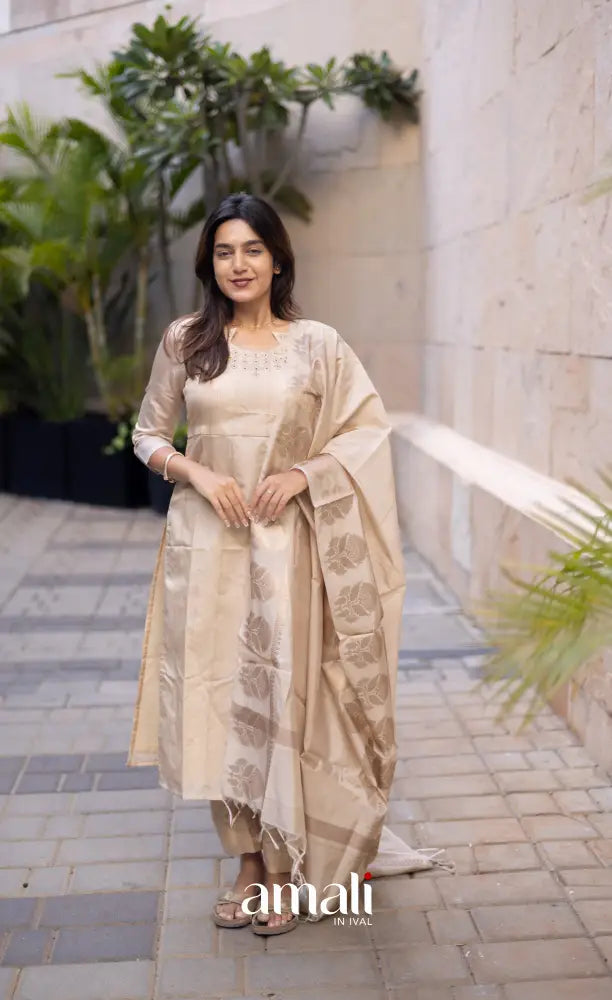 Athira Chanderi Salwar - beige and Gold salwar