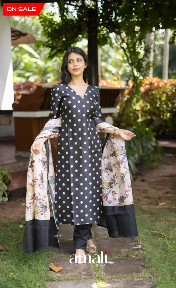 Athira Salwar - Black and Off white salwar