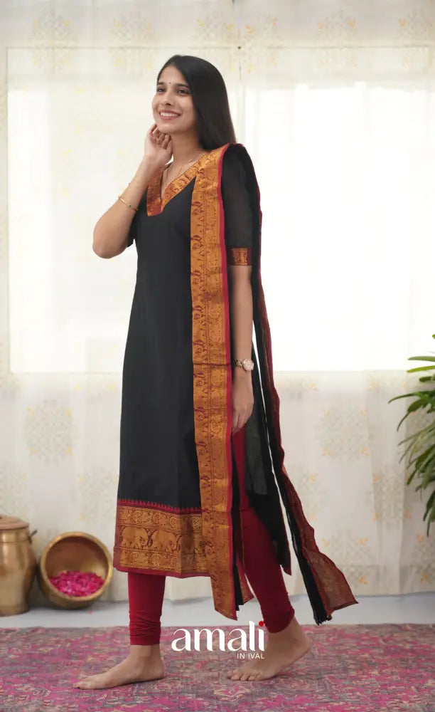 Meera Black shade and Red tone Cotton Salwar salwar