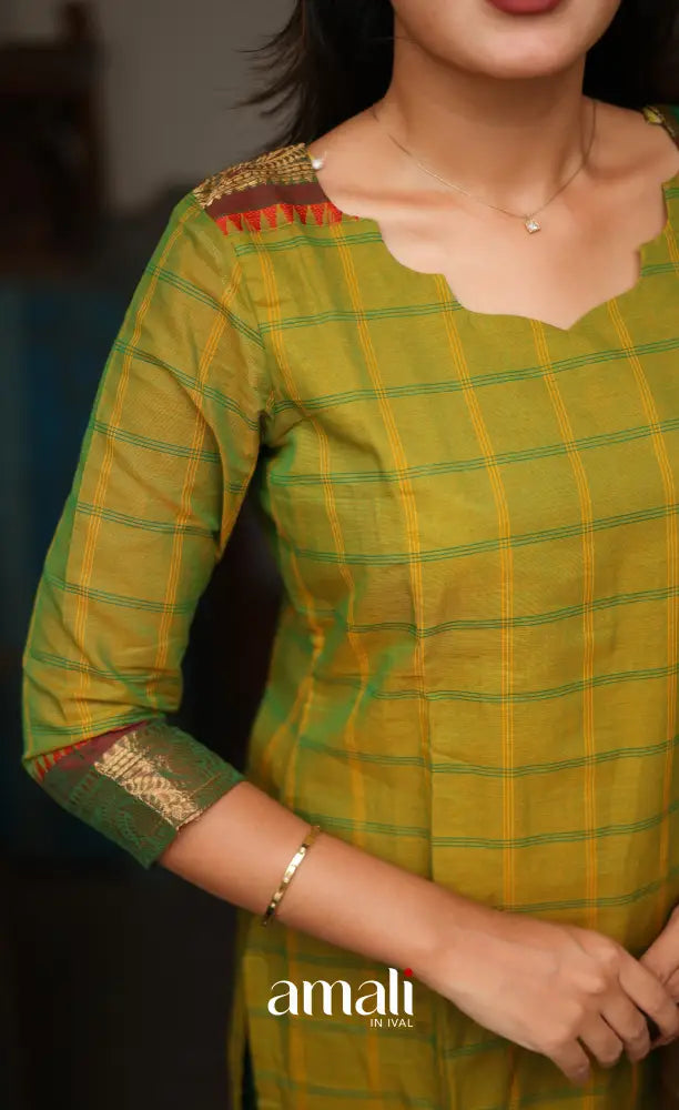 Meera Chettinad Cotton Salwar - two tone Henna Green and Dark Green salwar