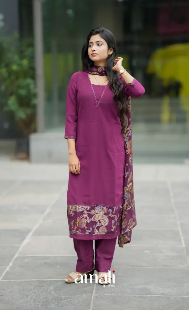 Nakshatra Georgette Salwar - Magenta salwar