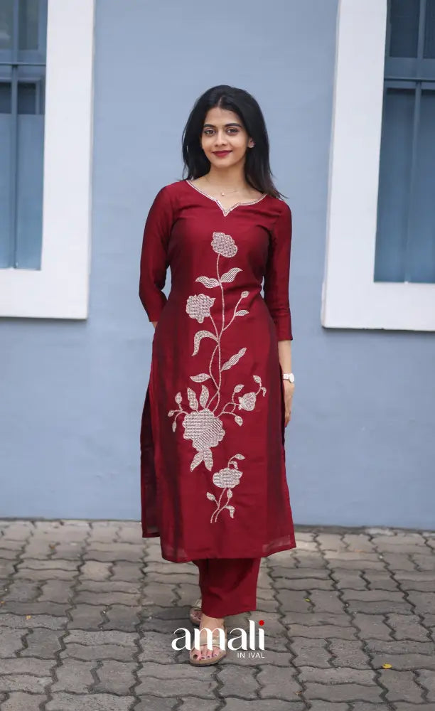 Nakshatra Georgette Salwar - Maroon salwar