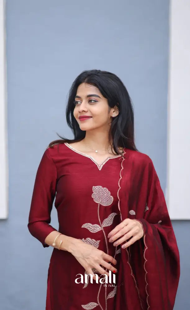 Nakshatra Georgette Salwar - Maroon salwar