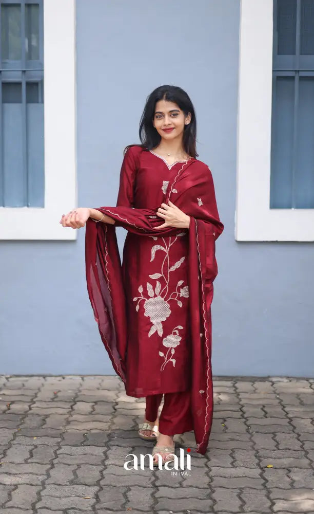 Nakshatra Georgette Salwar - Maroon salwar