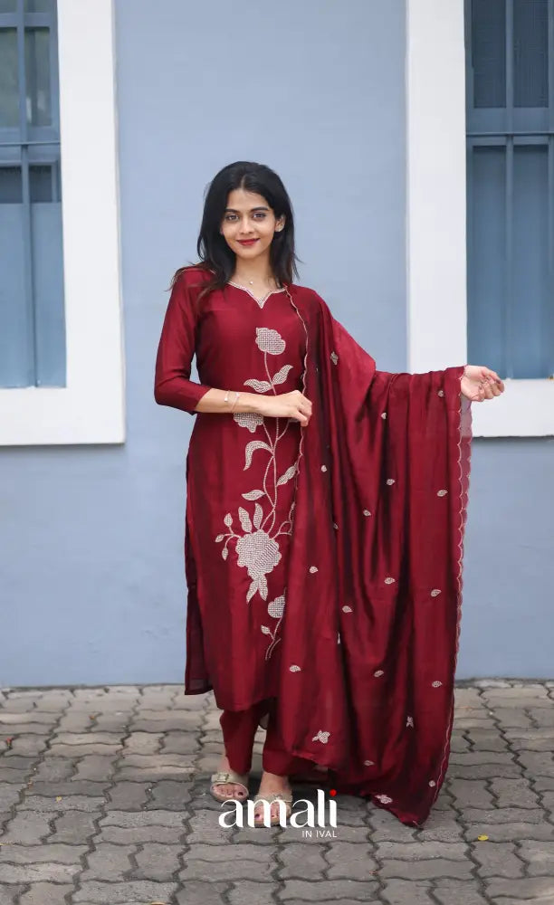 Nakshatra Georgette Salwar - Maroon salwar