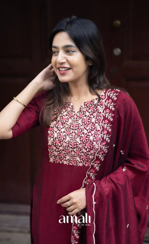 Nakshatra Georgette Salwar - Maroon salwar