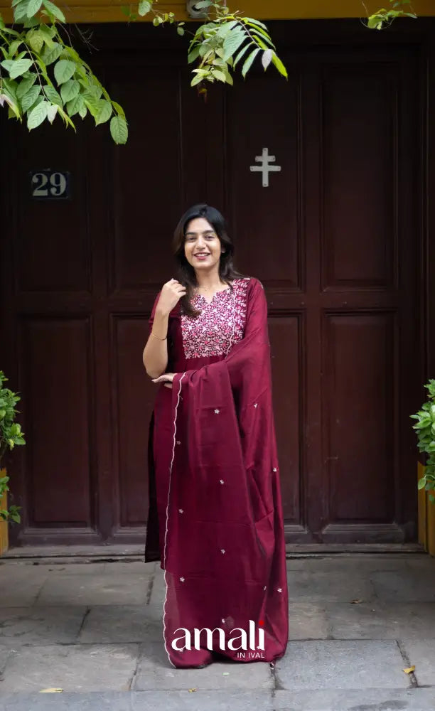 Nakshatra Georgette Salwar - Maroon salwar