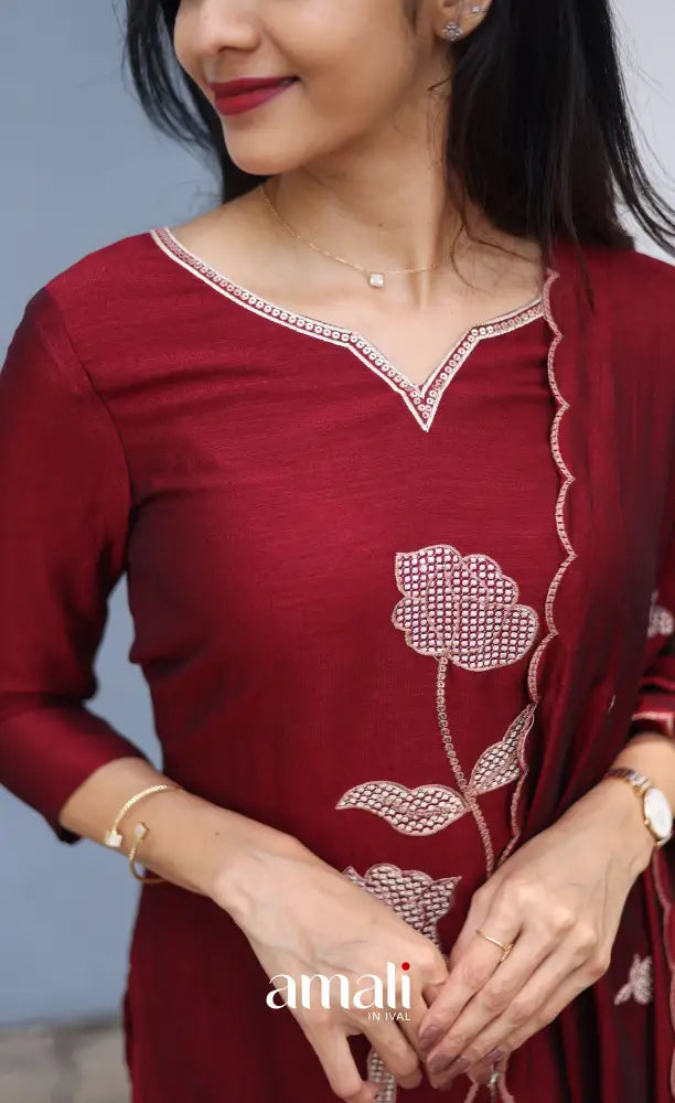 Nakshatra Georgette Salwar - Maroon salwar