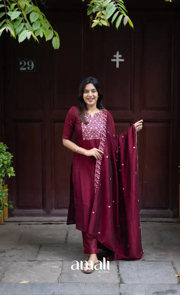 Nakshatra Georgette Salwar - Maroon salwar