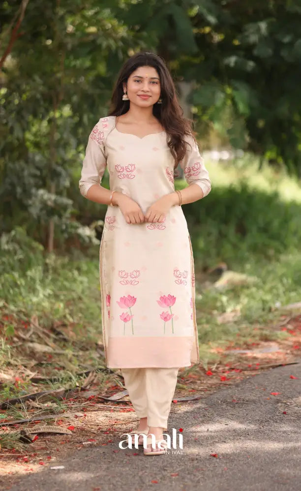 Off-white and Pinkish peach Blended Silk Salwar - salwar