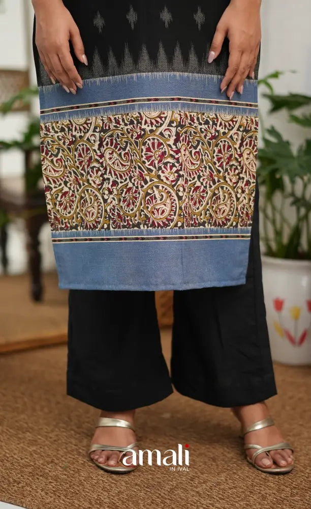 Priyo co-ord set- Black and Blue Cotton Straight Kurti with Pant - salwar