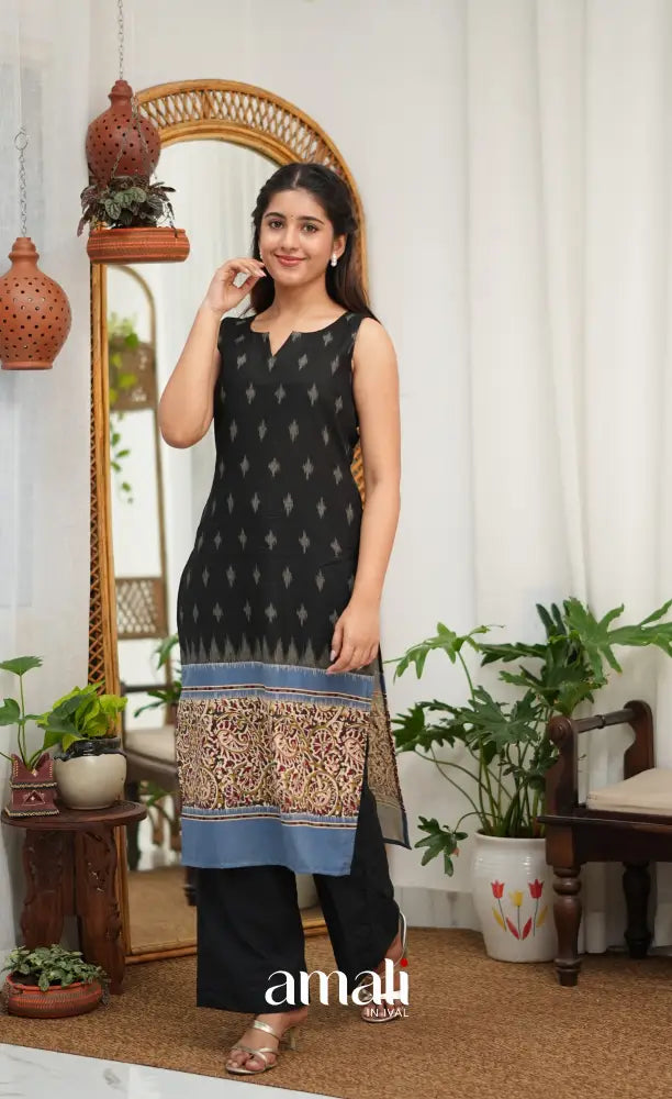 Priyo co-ord set- Black and Blue Cotton Straight Kurti with Pant - salwar