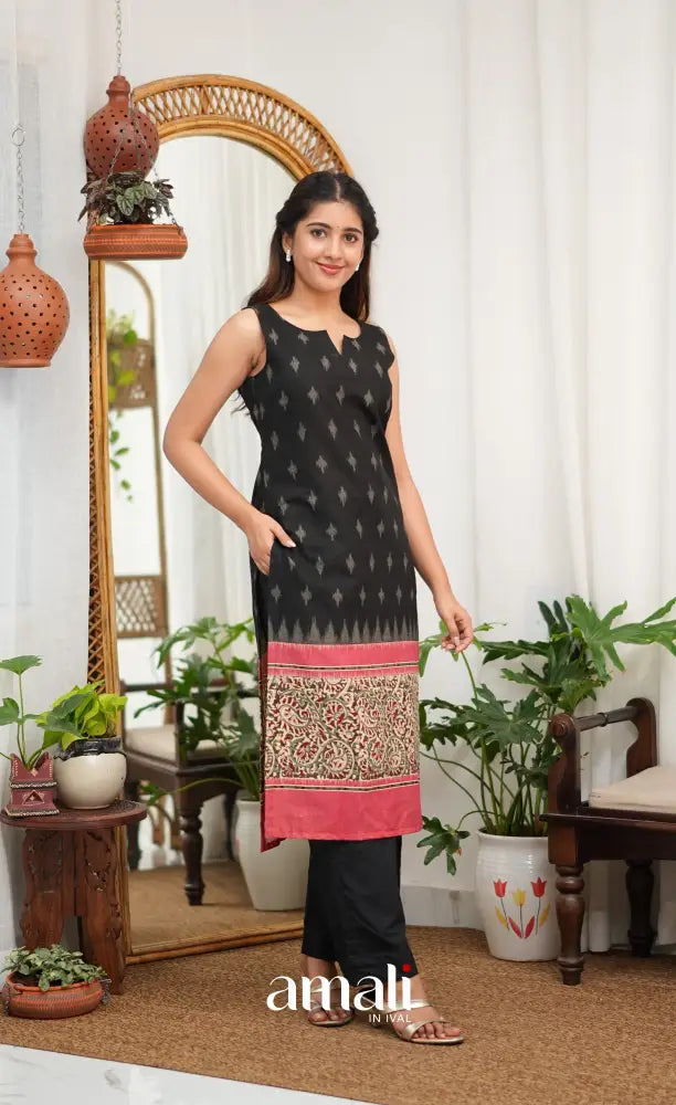 Priyo co-ord set- Black and Reddish Pink Cotton Straight Kurti with Pant - salwar