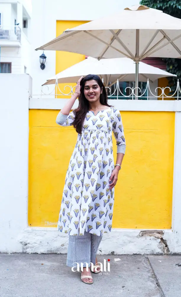 Priyo - White and Dark grey Jaipur Print Cotton A-line kurti and pant - salwar