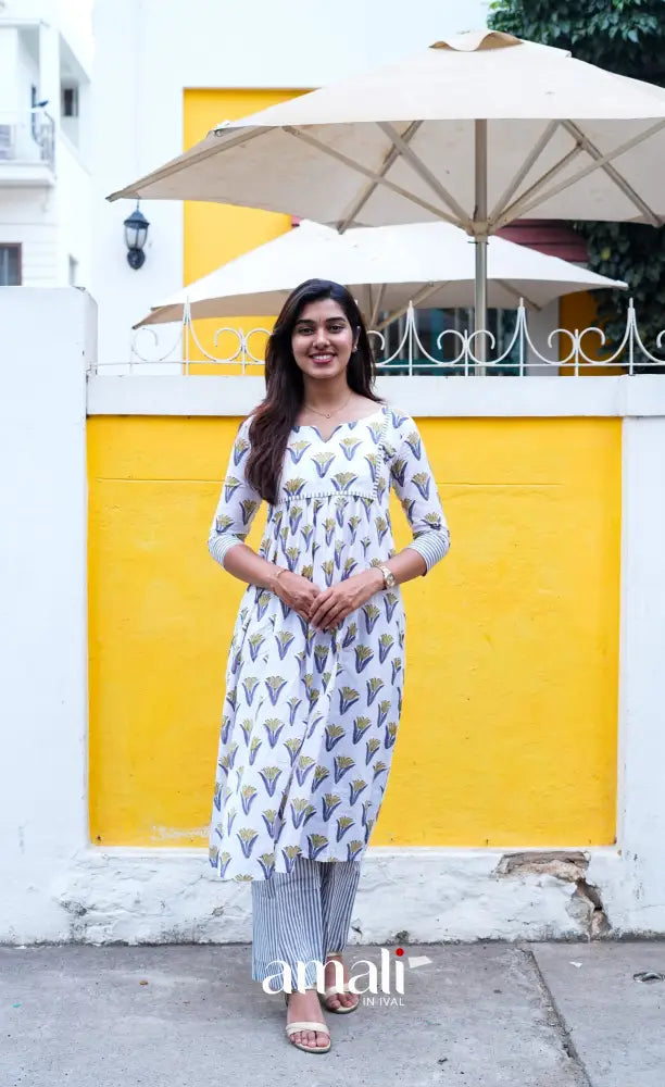 Priyo - White and Dark grey Jaipur Print Cotton A-line kurti and pant - salwar
