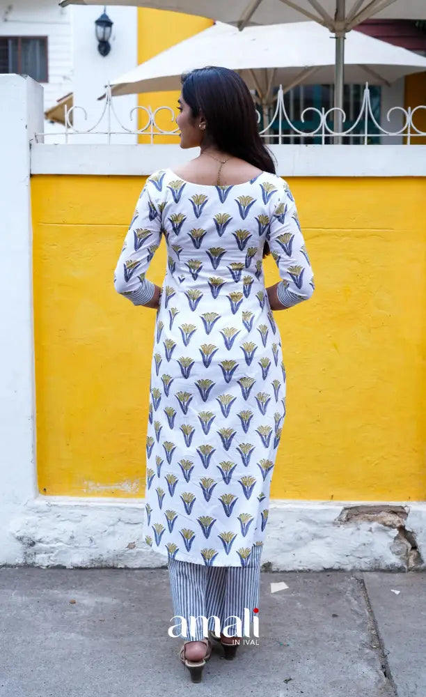 Priyo - White and Dark grey Jaipur Print Cotton A-line kurti and pant - salwar