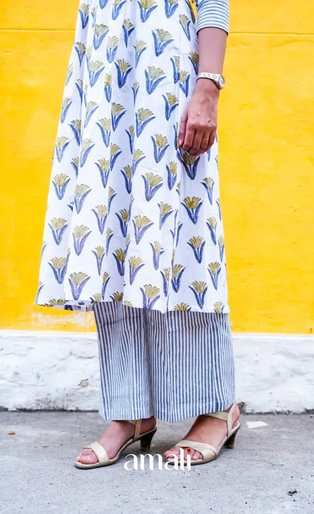 Priyo - White and Dark grey Jaipur Print Cotton A-line kurti and pant - salwar