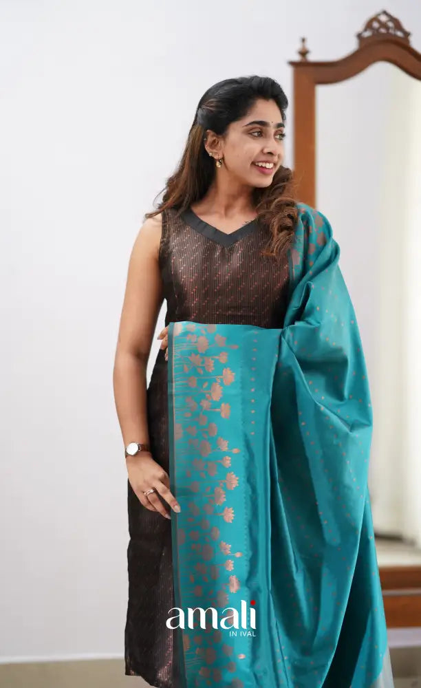 Sanvi - Black and Teal Semi Kanchipuram Silk Salwar salwar