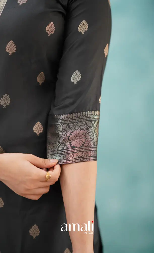 Sanvi - Black Blended Paithani Silk Salwar salwar