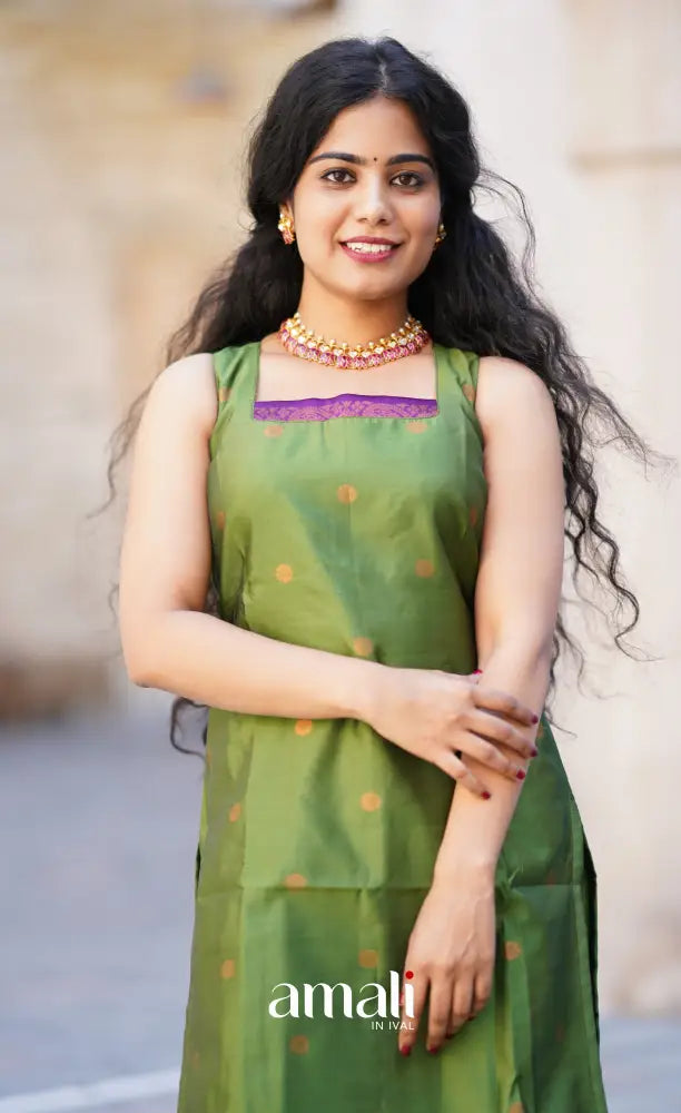 Sanvi - Green with Purple Unstitched Semi Kanchipuram Silk Salwar salwar