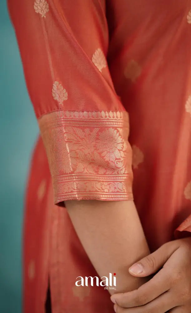 Sanvi - Peach Blended Paithani Silk Salwar salwar